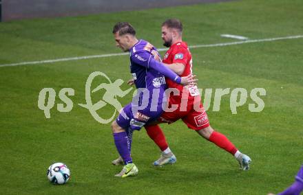 Fussball 2. Liga. SK Austria Klagenfurt gegen St. Poelten. Marc Andre Schmerboeck, (Klagenfurt), Marc Stendera  (St.Poelten).  Klagenfurt, 5.10..2025.
Foto: Kuess
www.qspictures.net
---
pressefotos, pressefotografie, kuess, qs, qspictures, sport, bild, bilder, bilddatenbank