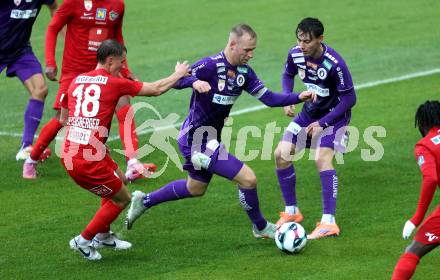Fussball 2. Liga. SK Austria Klagenfurt gegen St. Poelten. Florian Jaritz, Elias Jandrisevits  (Klagenfurt), Timo Altersberger   (St.Poelten).  Klagenfurt, 5.10..2025.
Foto: Kuess
www.qspictures.net
---
pressefotos, pressefotografie, kuess, qs, qspictures, sport, bild, bilder, bilddatenbank
