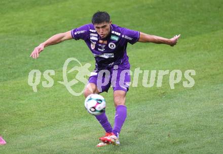 Fussball 2. Liga. SK Austria Klagenfurt gegen St. Poelten. Aidan Liu (Klagenfurt)..  Klagenfurt, 5.10..2025.
Foto: Kuess
www.qspictures.net
---
pressefotos, pressefotografie, kuess, qs, qspictures, sport, bild, bilder, bilddatenbank