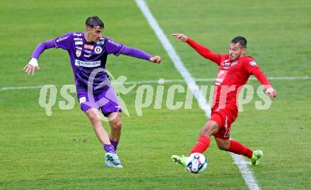 Fussball 2. Liga. SK Austria Klagenfurt gegen St. Poelten.  Mario Matkovic (Klagenfurt),  Marco Hausjell  (St.Poelten).  Klagenfurt, 5.10..2025.
Foto: Kuess
www.qspictures.net
---
pressefotos, pressefotografie, kuess, qs, qspictures, sport, bild, bilder, bilddatenbank