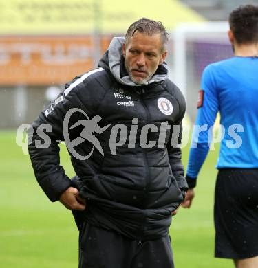 Fussball 2. Liga. SK Austria Klagenfurt gegen St. Poelten. Trainer Rolf Landerl (Klagenfurt)  Klagenfurt, 5.10..2025.
Foto: Kuess
www.qspictures.net
---
pressefotos, pressefotografie, kuess, qs, qspictures, sport, bild, bilder, bilddatenbank