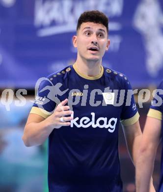 Futsal. Oesterreichische Futsal Liga. 1. OEFB Futsal Liga. . Futsal versli.at Klagenfurt  gegen LPSV Kaernten .   Saso Kovacevic (Futsal versli.at Klagenfurt),   (LPSV-Kaernten).  Klagenfurt, 12.10..2025.
Foto: Kuess
www.qspictures.net
---
pressefotos, pressefotografie, kuess, qs, qspictures, sport, bild, bilder, bilddatenbank