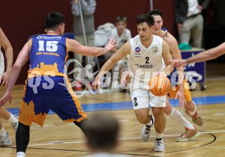 Basketball 2. Liga 2025/2026. Grunddurchgang 2. Runde.  KOS Celovec gegen BBU Salzburg.  Jure Bavdek  (KOS),  Marko Rakic (Salzburg). Klagenfurt, am 11.10.2025.
Foto: Kuess
---
pressefotos, pressefotografie, kuess, qs, qspictures, sport, bild, bilder, bilddatenbank