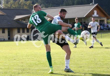 Fussball KÃ¤rntner Liga. Bleiburg gegen Voelkermarkt.  Dominik Peketz (Bleiburg), Mario Gugganig   (Voelkermarkt). Bleiburg, am 11.10.2025.
Foto: Kuess
www.qspictures.net
---
pressefotos, pressefotografie, kuess, qs, qspictures, sport, bild, bilder, bilddatenbank