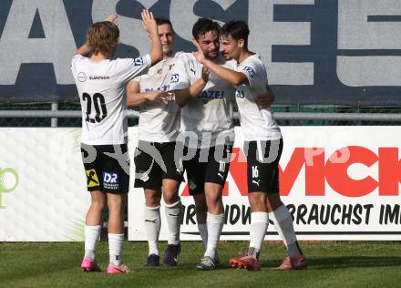 Fussball KÃ¤rntner Liga. Bleiburg gegen Voelkermarkt.  Torjubel Robert Matic, Dominik Peketz, Nejc Krivec  (Bleiburg). Bleiburg, am 11.10.2025.
Foto: Kuess
www.qspictures.net
---
pressefotos, pressefotografie, kuess, qs, qspictures, sport, bild, bilder, bilddatenbank