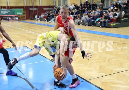 Basketball 2. Liga 2025/2026. Grunddurchgang 3. Runde.  Woerthersee Piraten gegen Upper Austrian Ballers. Elias Podany   (Piraten),  Maj-Ludvik Pavlic  (Upper Austrian Ballers). Klagenfurt, am 18.10.2025.
Foto: Kuess
---
pressefotos, pressefotografie, kuess, qs, qspictures, sport, bild, bilder, bilddatenbank