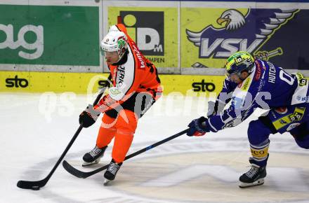 Eishockey Bundesliga. EC IDM Waermepumpen VSV gegen Moser Medical Graz99ers. Nick Hutchison   (VSV), Kevin Roy   (Graz). Villach, am 17.10..2025.
Foto: Kuess
www.qspictures.net
---
pressefotos, pressefotografie, kuess, qs, qspictures, sport, bild, bilder, bilddatenbank