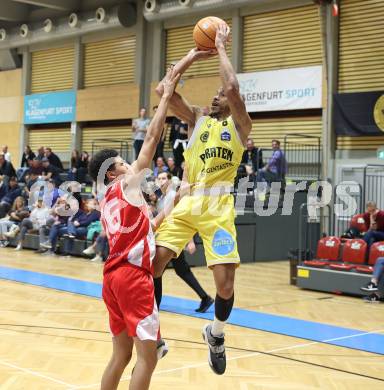 Basketball 2. Liga 2025/2026. Grunddurchgang 3. Runde.  Woerthersee Piraten gegen Upper Austrian Ballers.  Shawn L. Ray  (Piraten),  Julian Wesby  (Upper Austrian Ballers). Klagenfurt, am 18.10.2025.
Foto: Kuess
---
pressefotos, pressefotografie, kuess, qs, qspictures, sport, bild, bilder, bilddatenbank