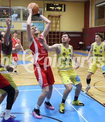 Basketball 2. Liga 2025/2026. Grunddurchgang 3. Runde.  Woerthersee Piraten gegen Upper Austrian Ballers. Jan-Arne Apschner   (Piraten),  Maj-Ludvik Pavlic  (Upper Austrian Ballers). Klagenfurt, am 18.10.2025.
Foto: Kuess
---
pressefotos, pressefotografie, kuess, qs, qspictures, sport, bild, bilder, bilddatenbank