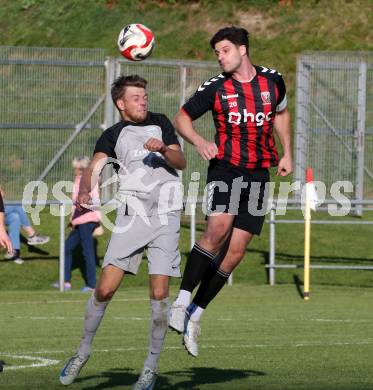Fussball 1. Klasse West. Admira Villach gegen Oberlienz.  Julian Fuhrmann  (Admira), Julian Gomig  (Oberlienz). Villach, am 18.10.2025.
Foto: Kuess
www.qspictures.net
---
pressefotos, pressefotografie, kuess, qs, qspictures, sport, bild, bilder, bilddatenbank