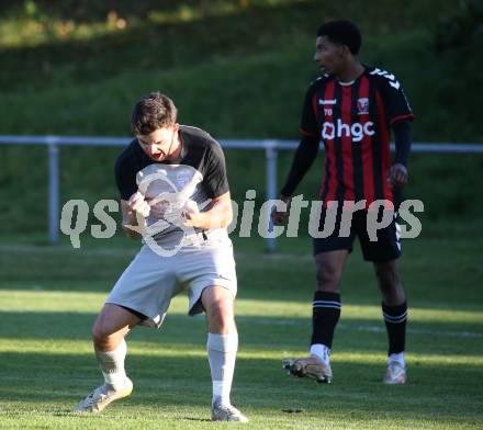Fussball 1. Klasse West. Admira Villach gegen Oberlienz.  Torjubel Elias Ebner  (Oberlienz). Villach, am 18.10.2025.
Foto: Kuess
www.qspictures.net
---
pressefotos, pressefotografie, kuess, qs, qspictures, sport, bild, bilder, bilddatenbank