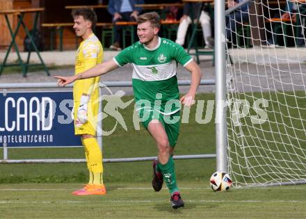 Fussball. Kaerntner Liga. Koettmannsdorf gegen Donau. Torjubel Tristan Ciglar   (Donau).  Koettmannsdorf, 19.10.2025.
Foto: Kuess
www.qspictures.net
---
pressefotos, pressefotografie, kuess, qs, qspictures, sport, bild, bilder, bilddatenbank