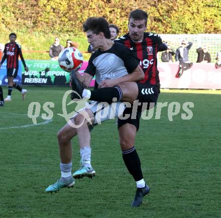 Fussball 1. Klasse West. Admira Villach gegen Oberlienz.  Florian Egger (Admira),  Simon Lobenwein (Oberlienz). Villach, am 18.10.2025.
Foto: Kuess
www.qspictures.net
---
pressefotos, pressefotografie, kuess, qs, qspictures, sport, bild, bilder, bilddatenbank