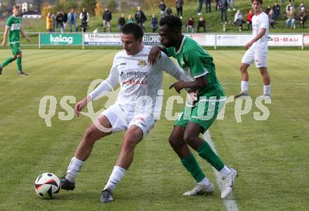 Fussball. Kaerntner Liga. Koettmannsdorf gegen Donau. Matteo Juan  (Koettmannsdorf), Boyo Jarjue Sturm   (Donau).  Koettmannsdorf, 19.10.2025.
Foto: Kuess
www.qspictures.net
---
pressefotos, pressefotografie, kuess, qs, qspictures, sport, bild, bilder, bilddatenbank