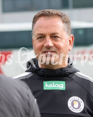 Fussball. Frauen.  2. Bundesliga. SK Austria Klagenfurt gegen Rapid Wien. Trainer Lucian Florin Orga  (Klagenfurt).  Klagenfurt, 19.10.2025.
Foto: Kuess
www.qspictures.net
---
pressefotos, pressefotografie, kuess, qs, qspictures, sport, bild, bilder, bilddatenbank