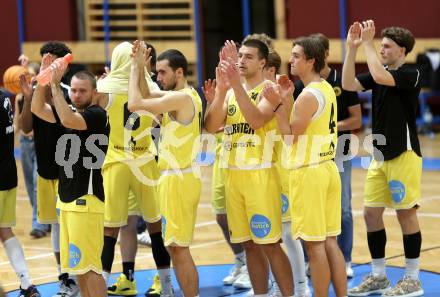 Basketball 2. Liga 2025/2026. Grunddurchgang 3. Runde.  Woerthersee Piraten gegen Upper Austrian Ballers.  Tim Huber, Andreas Nuck, David Jelkic, Lukas Troedsson, Lukas Simoner  (Piraten). Klagenfurt, am 18.10.2025.
Foto: Kuess
---
pressefotos, pressefotografie, kuess, qs, qspictures, sport, bild, bilder, bilddatenbank