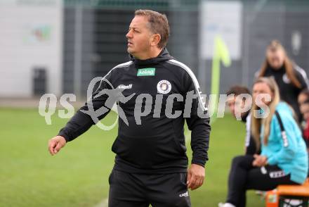 Fussball. Frauen.  2. Bundesliga. SK Austria Klagenfurt gegen Rapid Wien. Trainer Lucian Florin Orga  (Klagenfurt).  Klagenfurt, 19.10.2025.
Foto: Kuess
www.qspictures.net
---
pressefotos, pressefotografie, kuess, qs, qspictures, sport, bild, bilder, bilddatenbank