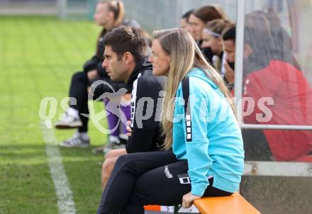 Fussball. Frauen.  2. Bundesliga. SK Austria Klagenfurt gegen Rapid Wien. Trainerin Sabine D Angelo, Tormanntrainer Marc Lamberger  (Klagenfurt).  Klagenfurt, 19.10.2025.
Foto: Kuess
www.qspictures.net
---
pressefotos, pressefotografie, kuess, qs, qspictures, sport, bild, bilder, bilddatenbank