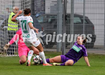 Fussball. Frauen.  2. Bundesliga. SK Austria Klagenfurt gegen Rapid Wien. Annika Buerger   (Klagenfurt),  Lisa Rammel  (Rapid Wien).  Klagenfurt, 19.10.2025.
Foto: Kuess
www.qspictures.net
---
pressefotos, pressefotografie, kuess, qs, qspictures, sport, bild, bilder, bilddatenbank