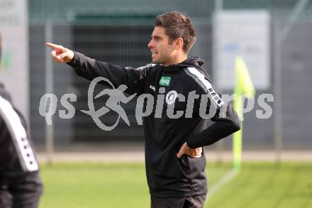 Fussball. Frauen.  2. Bundesliga. SK Austria Klagenfurt gegen Rapid Wien. Tormanntrainer Marc Lamberger  (Klagenfurt).  Klagenfurt, 19.10.2025.
Foto: Kuess
www.qspictures.net
---
pressefotos, pressefotografie, kuess, qs, qspictures, sport, bild, bilder, bilddatenbank