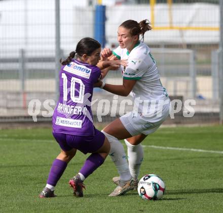 Fussball. Frauen.  2. Bundesliga. SK Austria Klagenfurt gegen Rapid Wien. Celine Arthofer  (Klagenfurt), Tina Charwat  (Rapid Wien).  Klagenfurt, 19.10.2025.
Foto: Kuess
www.qspictures.net
---
pressefotos, pressefotografie, kuess, qs, qspictures, sport, bild, bilder, bilddatenbank