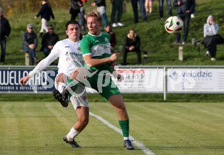 Fussball. Kaerntner Liga. Koettmannsdorf gegen Donau. Matteo Juvan  (Koettmannsdorf), Andreas Martin Tatschl   (Donau).  Koettmannsdorf, 19.10.2025.
Foto: Kuess
www.qspictures.net
---
pressefotos, pressefotografie, kuess, qs, qspictures, sport, bild, bilder, bilddatenbank