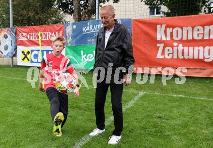 Fussball. Champ der Camps. Noel Ludwiger, Walter Ludescher. Klagenfurt, am 16.9.2025.
Foto: Kuess
www.qspictures.net
---
pressefotos, pressefotografie, kuess, qs, qspictures, sport, bild, bilder, bilddatenbank
