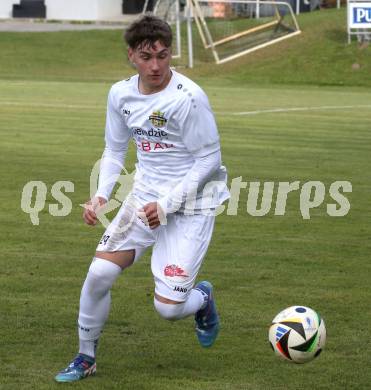 Fussball. Kaerntner Liga. Koettmannsdorf gegen Donau. Sebastian Salbrechter  (Koettmannsdorf).  Koettmannsdorf, 19.10.2025.
Foto: Kuess
www.qspictures.net
---
pressefotos, pressefotografie, kuess, qs, qspictures, sport, bild, bilder, bilddatenbank