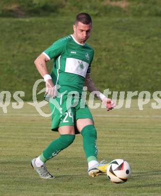 Fussball. Kaerntner Liga. Koettmannsdorf gegen Donau.   Zoran Vukovic   (Donau).  Koettmannsdorf, 19.10.2025.
Foto: Kuess
www.qspictures.net
---
pressefotos, pressefotografie, kuess, qs, qspictures, sport, bild, bilder, bilddatenbank