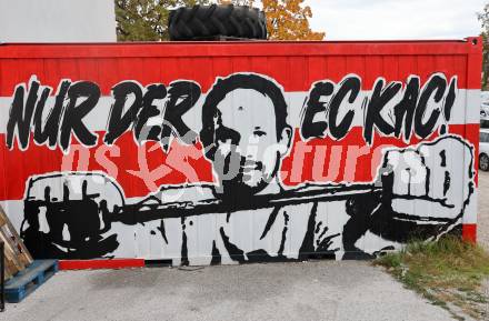 Eishockey Bundesliga. EC KAC.   Container. Graffiti. Thomas Koch. Nur der KAC.  Klagenfurt, am 21.10..2025.
Foto: Kuess
www.qspictures.net
---
pressefotos, pressefotografie, kuess, qs, qspictures, sport, bild, bilder, bilddatenbank