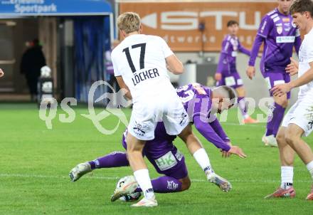 Fussball 2. Liga. SK Austria Klagenfurt gegen SK Sturm Graz II. Marco Gantschnig  (Klagenfurt), Jonas Loecker   (Graz).  Klagenfurt, 24.10..2025.
Foto: Kuess
www.qspictures.net
---
pressefotos, pressefotografie, kuess, qs, qspictures, sport, bild, bilder, bilddatenbank
