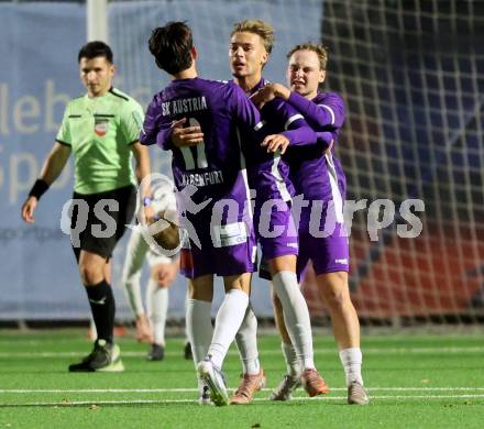 Fussball. Kaerntner Liga. SK Austria Klagenfurt Amateure gegen Matrei .  Torjubel Sebastian Pschernig   (Austria Klagenfurt).  Koettmannsdorf, 25.10.2025.
Foto: Kuess
www.qspictures.net
---
pressefotos, pressefotografie, kuess, qs, qspictures, sport, bild, bilder, bilddatenbank