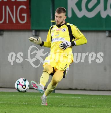 Fussball 2. Liga. SK Austria Klagenfurt gegen SK Sturm Graz II.  Adnan Kanuric  (Klagenfurt).  Klagenfurt, 24.10..2025.
Foto: Kuess
www.qspictures.net
---
pressefotos, pressefotografie, kuess, qs, qspictures, sport, bild, bilder, bilddatenbank