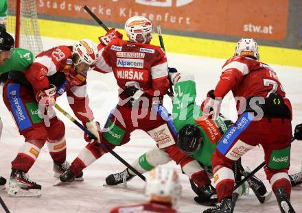 Eishockey ICE Bundesliga. KAC gegen Olimpija Ljubljana. Mario Kempe, Jan Mursak, Mathias From  (KAC), Marly Quince  (Olimpija Ljubljana). Klagenfurt, am 26.10.2025
Foto: Kuess
---
pressefotos, pressefotografie, kuess, qs, qspictures, sport, bild, bilder, bilddatenbank