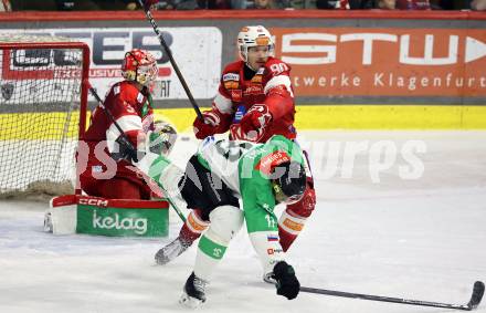 Eishockey ICE Bundesliga. KAC gegen Olimpija Ljubljana.  Matthew Fraser (KAC),  Ziga Pance (Olimpija Ljubljana). Klagenfurt, am 26.10.2025
Foto: Kuess
---
pressefotos, pressefotografie, kuess, qs, qspictures, sport, bild, bilder, bilddatenbank