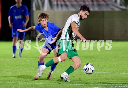 Fussball. Kaerntner Liga. Donau gegen Bleiburg. Melvin Osmic  (Donau),  Nejc Steharnik (Bleiburg).  Klagenfurt, am 31.10.2025.
Foto: Kuess
www.qspictures.net
---
pressefotos, pressefotografie, kuess, qs, qspictures, sport, bild, bilder, bilddatenbank