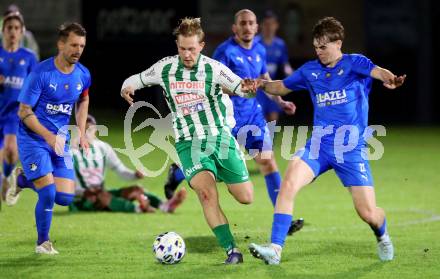 Fussball. Kaerntner Liga. Donau gegen Bleiburg.  Andreas Martin Tatschl (Donau),  Marvin Maier, Mathias Robert Knauder (Bleiburg).  Klagenfurt, am 31.10.2025.
Foto: Kuess
www.qspictures.net
---
pressefotos, pressefotografie, kuess, qs, qspictures, sport, bild, bilder, bilddatenbank