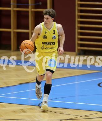 Basketball 2. Liga 2025/2026. Grunddurchgang 5. Runde.  Woerthersee Piraten gegen KOS Celovec.  Lukas Simoner (Piraten),  Klagenfurt, am 1.11.2025.
Foto: Kuess
---
pressefotos, pressefotografie, kuess, qs, qspictures, sport, bild, bilder, bilddatenbank