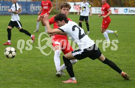 Fussball. Kaerntner Liga. KAC1909 gegen Spittal. Tim Tassotti  (KAC), Mersad Ramic  (Spittal).  Klagenfurt, am 2.11.2025.
Foto: Kuess
www.qspictures.net
---
pressefotos, pressefotografie, kuess, qs, qspictures, sport, bild, bilder, bilddatenbank