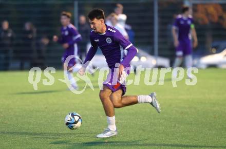 Fussball. Kaerntner Liga. SK Austria Klagenfurt Amateure gegen Matrei .   Adem Mustafic  (Austria Klagenfurt), ).  Klagenfurt, am  25.10.2025.
Foto: Kuess
www.qspictures.net
---
pressefotos, pressefotografie, kuess, qs, qspictures, sport, bild, bilder, bilddatenbank