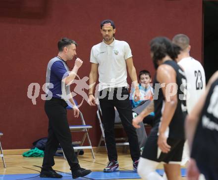 Basketball 2. Liga 2025/2026. Grunddurchgang 6. Runde.  KOS Celovec gegen Raiders Tirol.   Trainer Dalibor Cevriz (KOS),   Klagenfurt, am 8.11.2025.
Foto: Kuess
---
pressefotos, pressefotografie, kuess, qs, qspictures, sport, bild, bilder, bilddatenbank