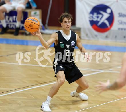 Basketball 2. Liga 2025/2026. Grunddurchgang 6. Runde.  KOS Celovec gegen Raiders Tirol.   Luis Erath (Tirol). Klagenfurt, am 8.11.2025.
Foto: Kuess
---
pressefotos, pressefotografie, kuess, qs, qspictures, sport, bild, bilder, bilddatenbank