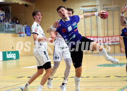 Handball Bundesliga. HLA. SC Ferlach gegen Voeslau.  Toni Perkusic  (SCF),    (Voeslau).  Ferlach, am 8.11.2025.
Foto: Kuess
www.qspictures.net
---
pressefotos, pressefotografie, kuess, qs, qspictures, sport, bild, bilder, bilddatenbank