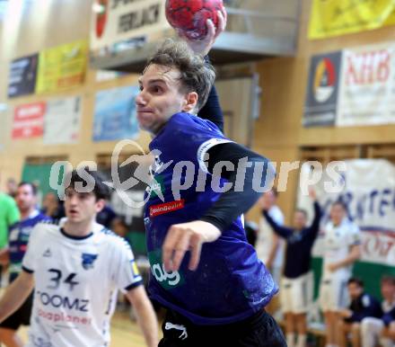 Handball Bundesliga. HLA. SC Ferlach gegen Voeslau. Florian Ploner  (SCF),   (Voeslau).  Ferlach, am 8.11.2025.
Foto: Kuess
www.qspictures.net
---
pressefotos, pressefotografie, kuess, qs, qspictures, sport, bild, bilder, bilddatenbank
