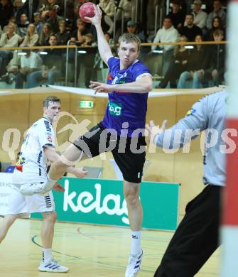 Handball Bundesliga. HLA. SC Ferlach gegen Voeslau.  Simon Knapp  (SCF).  Ferlach, am 8.11.2025.
Foto: Kuess
www.qspictures.net
---
pressefotos, pressefotografie, kuess, qs, qspictures, sport, bild, bilder, bilddatenbank