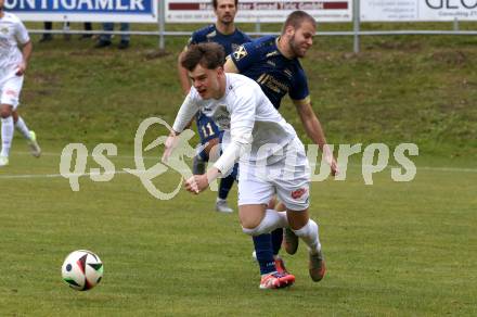 Fussball. Kaerntner Liga. Koettmannsdorf gegen Grafenstein. Marcel Daniel Arrich  (Koettmannsdorf),  Fabian Griesebner   (Grafenstein).  Klagenfurt, am 8.11.2025.
Foto: Kuess
www.qspictures.net
---
pressefotos, pressefotografie, kuess, qs, qspictures, sport, bild, bilder, bilddatenbank