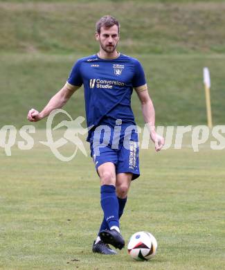 Fussball. Kaerntner Liga. Koettmannsdorf gegen Grafenstein.  Manuel Rabitsch   (Grafenstein).  Klagenfurt, am 8.11.2025.
Foto: Kuess
www.qspictures.net
---
pressefotos, pressefotografie, kuess, qs, qspictures, sport, bild, bilder, bilddatenbank