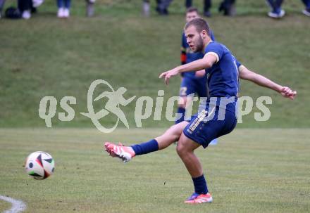 Fussball. Kaerntner Liga. Koettmannsdorf gegen Grafenstein.   Fabian Griesebner   (Grafenstein).  Klagenfurt, am 8.11.2025.
Foto: Kuess
www.qspictures.net
---
pressefotos, pressefotografie, kuess, qs, qspictures, sport, bild, bilder, bilddatenbank