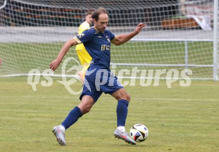 Fussball. Kaerntner Liga. Koettmannsdorf gegen Grafenstein. Bernhard Walzl  (Grafenstein).  Klagenfurt, am 8.11.2025.
Foto: Kuess
www.qspictures.net
---
pressefotos, pressefotografie, kuess, qs, qspictures, sport, bild, bilder, bilddatenbank