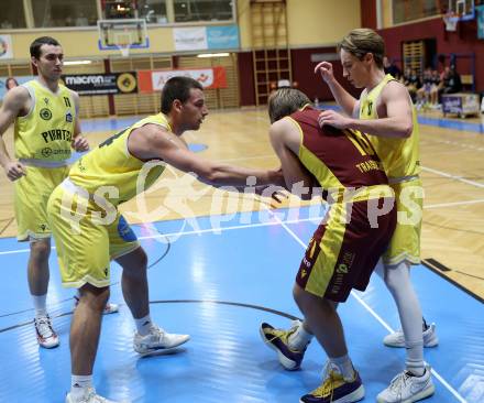 Basketball 2. Liga 2025/2026. Grunddurchgang 7. Runde.  Woerthersee Piraten gegen Traiskirchen Lions NexGen.  David Jelkic, Emilio Rozmann (Piraten), Jakob Leitner  (Traiskirchen). Klagenfurt, am 15.11.2025.
Foto: Kuess
---
pressefotos, pressefotografie, kuess, qs, qspictures, sport, bild, bilder, bilddatenbank